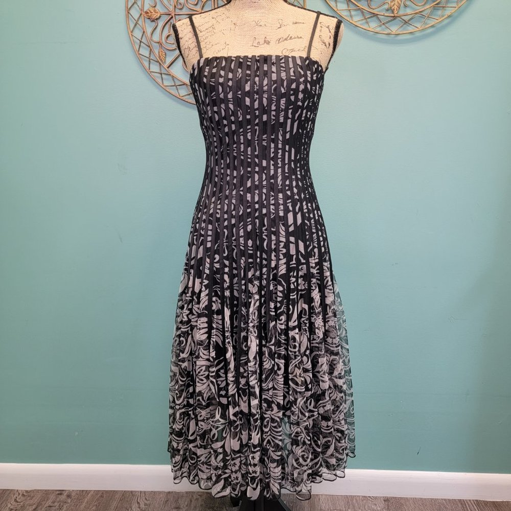 JS COLLECTIONS Fit and Flare Midi Dress